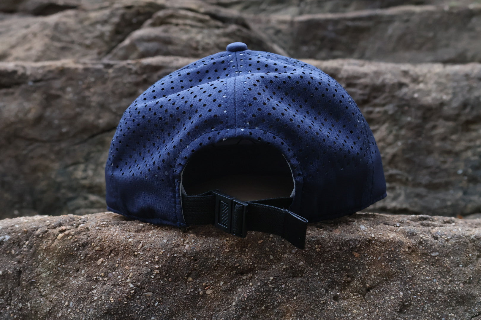 Lightweight course cap